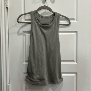 Vuori athletic tank
